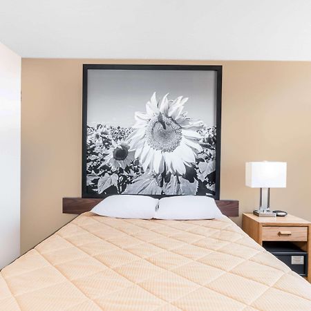Hotel Super 8 By Wyndham Bowman Esterno foto