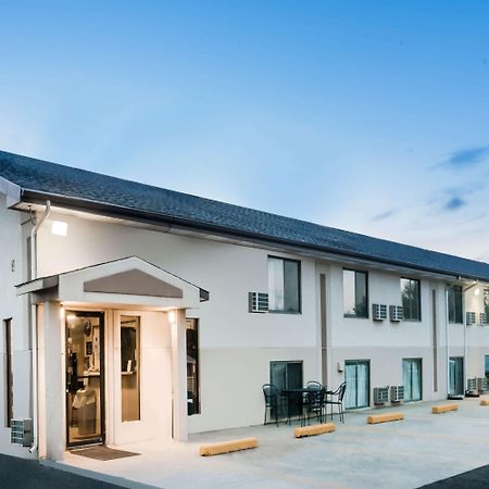 Hotel Super 8 By Wyndham Bowman Esterno foto