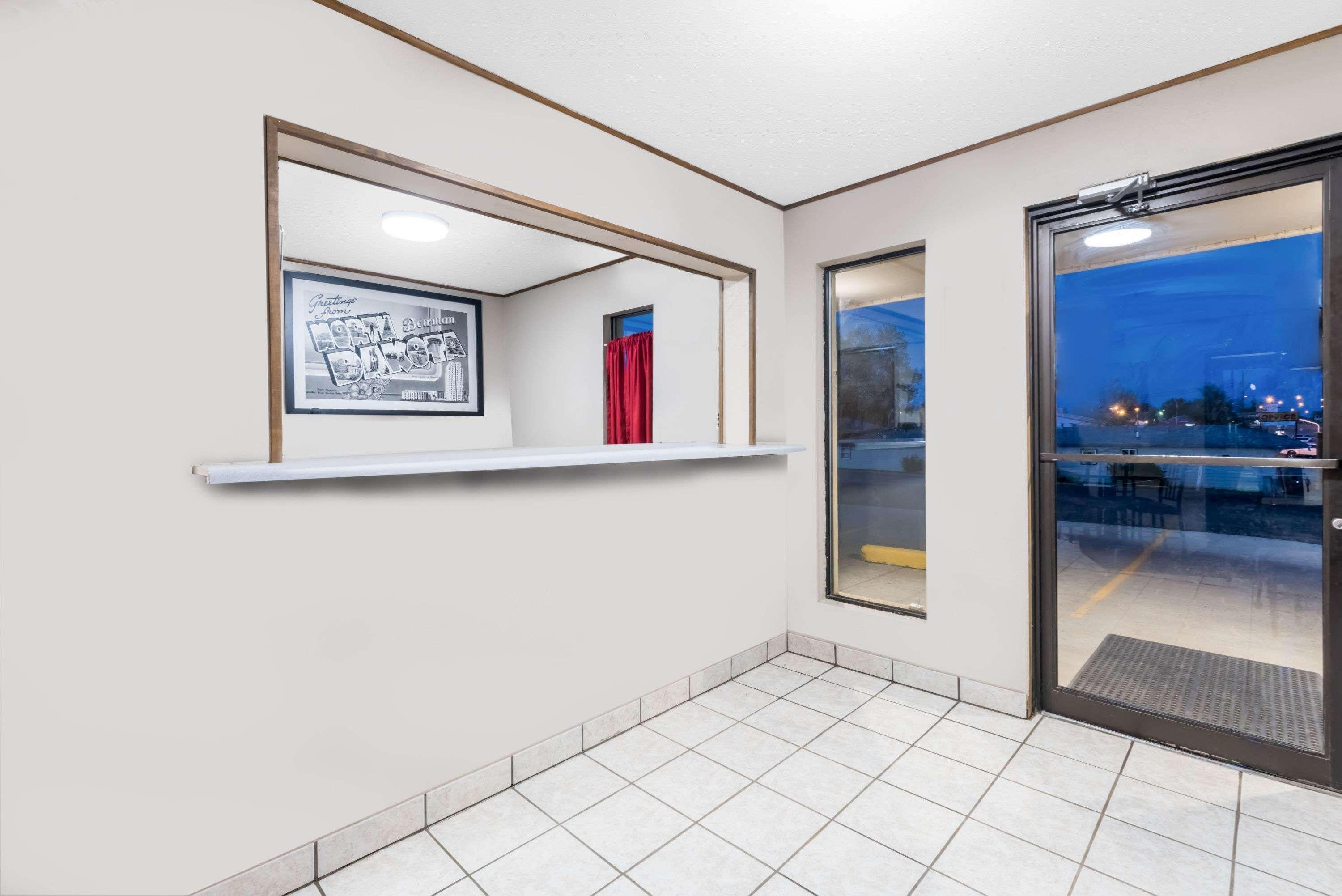 Hotel Super 8 By Wyndham Bowman Esterno foto